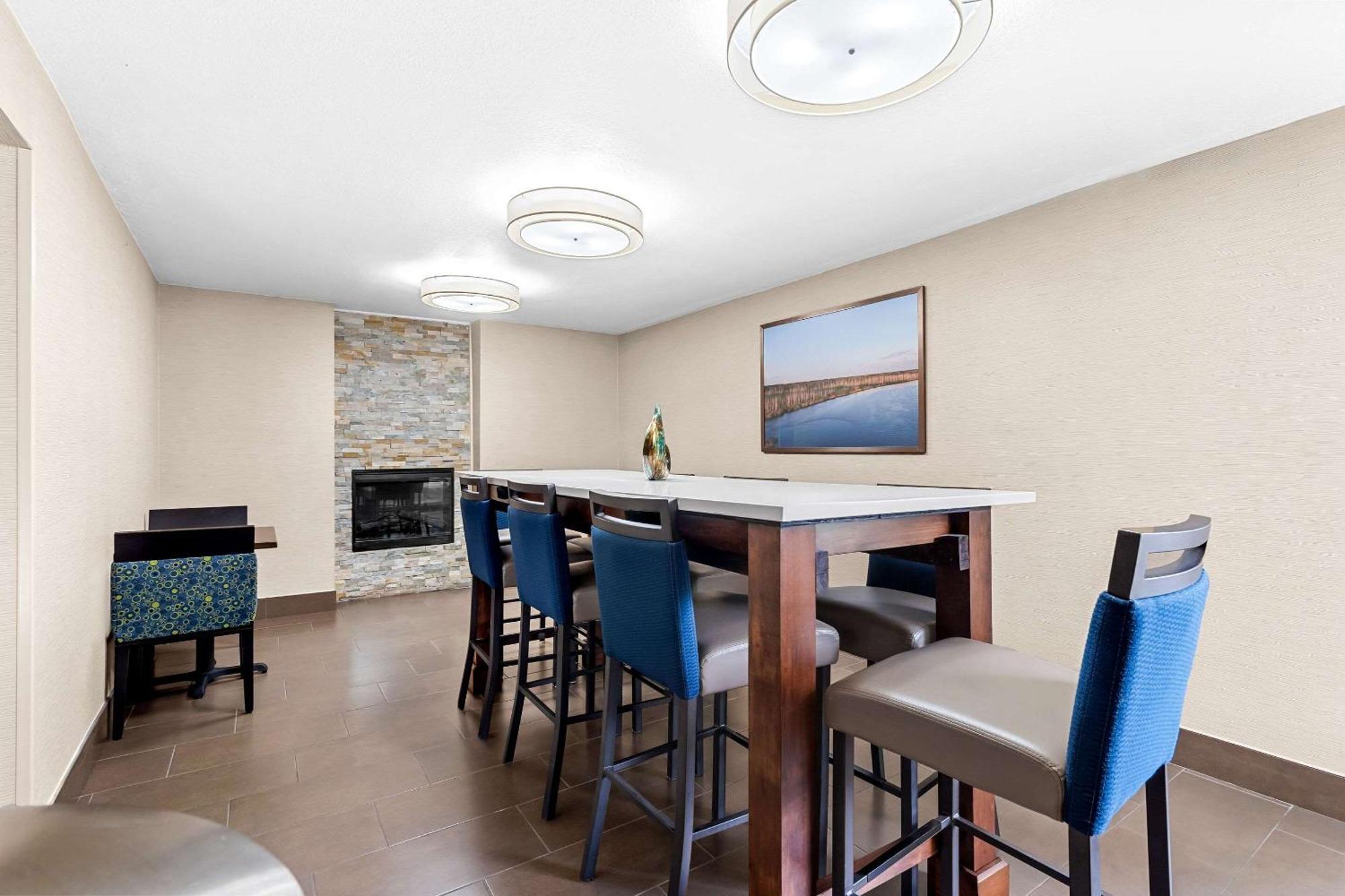 Comfort Inn University Wilmington Exterior foto