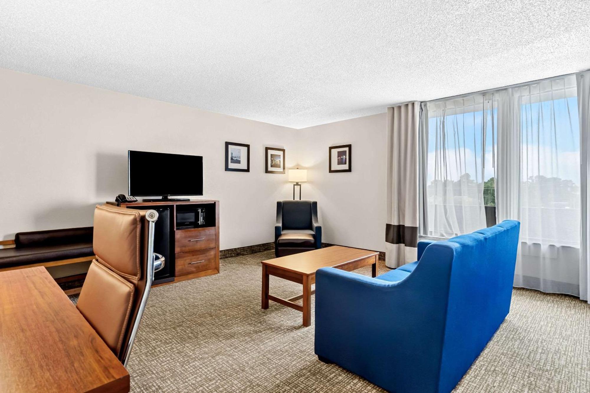 Comfort Inn University Wilmington Exterior foto