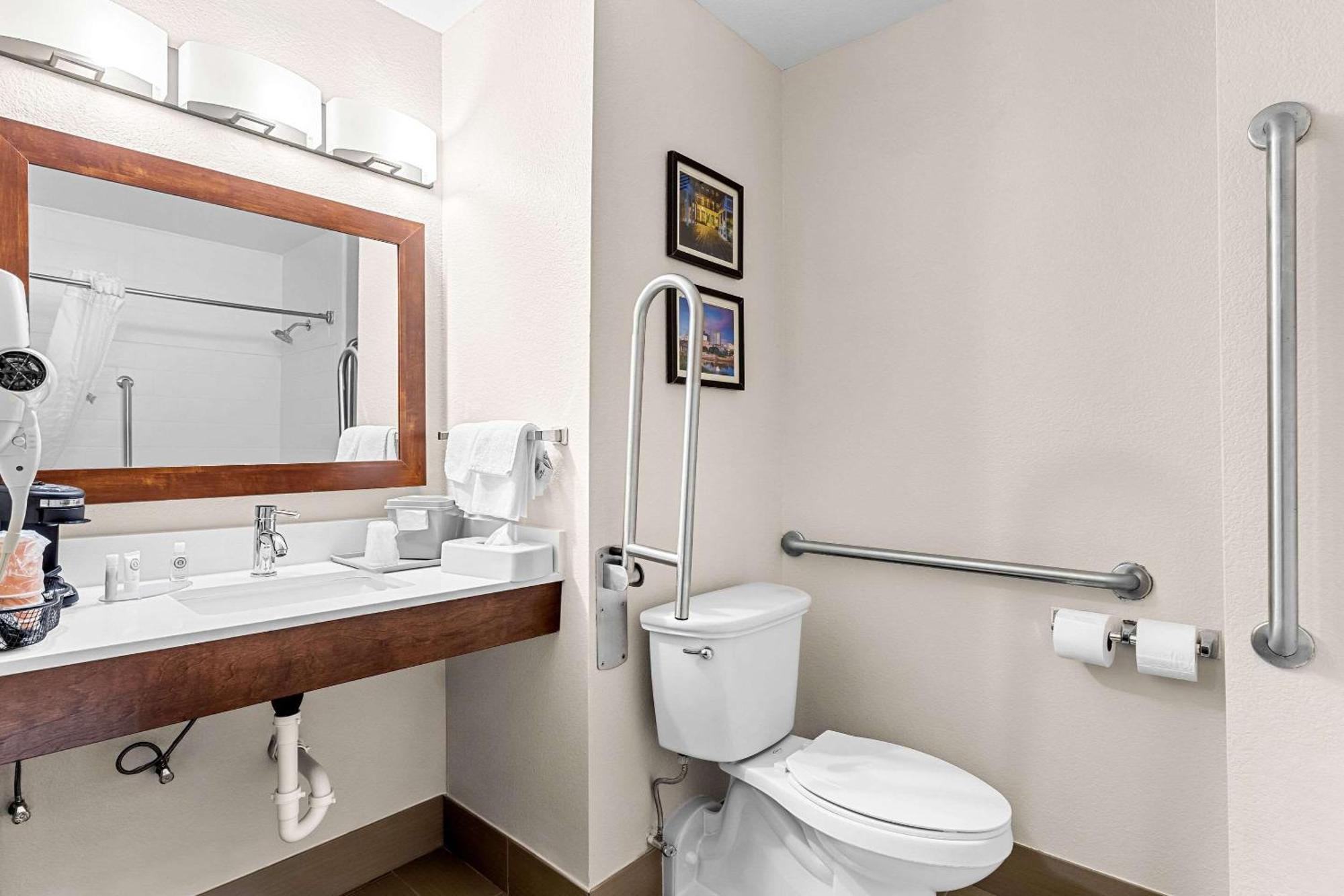 Comfort Inn University Wilmington Exterior foto