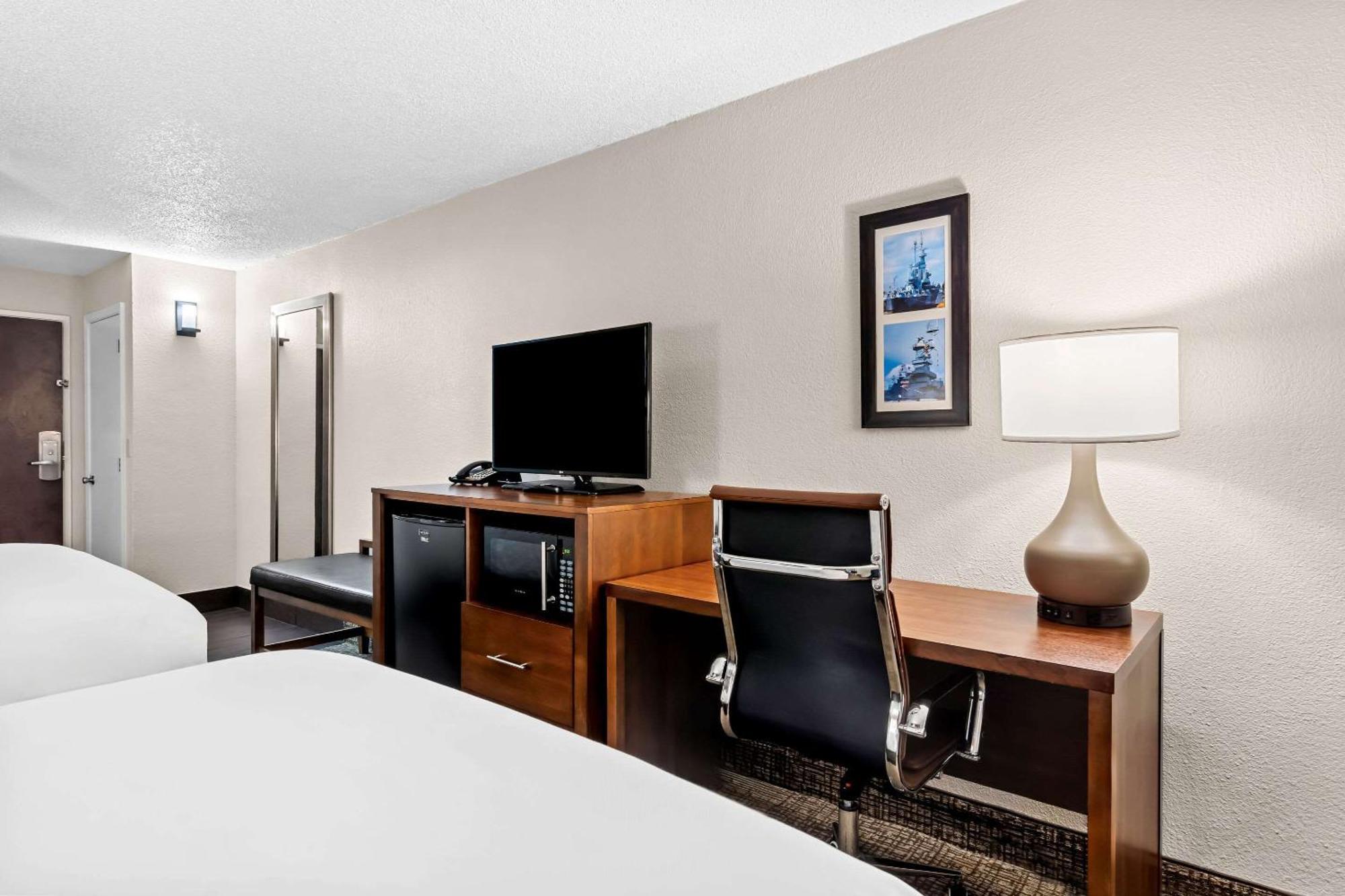 Comfort Inn University Wilmington Exterior foto